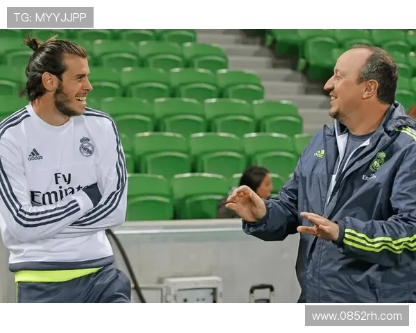 镜报称贝尼特斯将执掌帕纳辛奈科斯创希超主帅薪资新高刷新纪录了